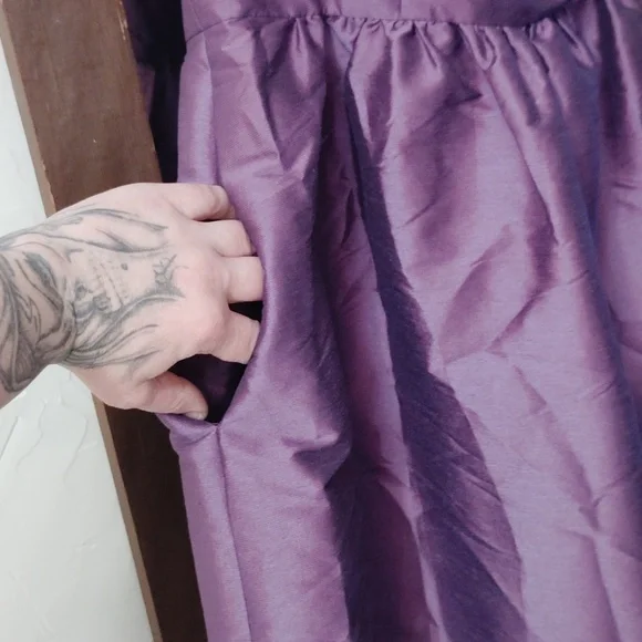 ALFRED SUNG Cardinal Dress - Picture 2 of 4